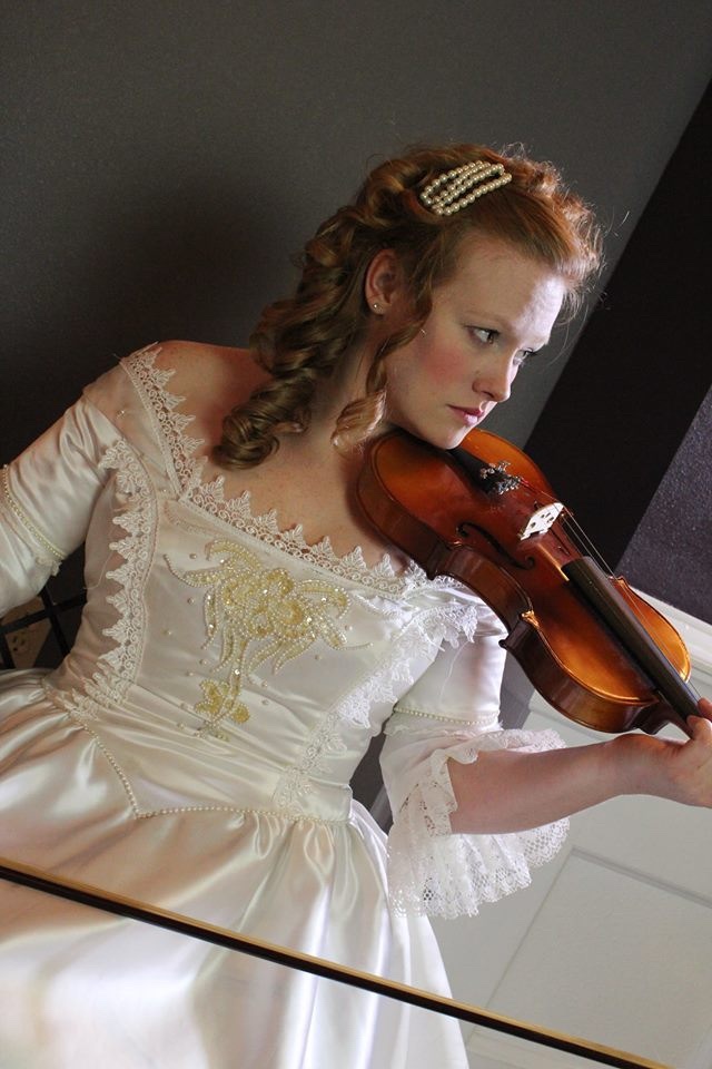 Annie photo 10